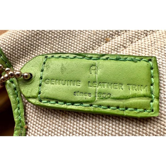 Vintage Etienne Aigner Canvas Leather Handbag Bamboo Handles Snap Closur… - Picture 6 of 12